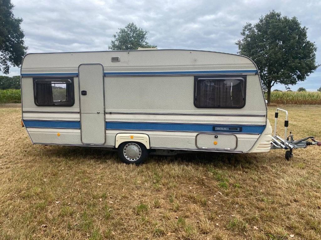 Wilk 500 Caravan, Vast bed, Rondzit, 750 - 1000 kg, Particulier