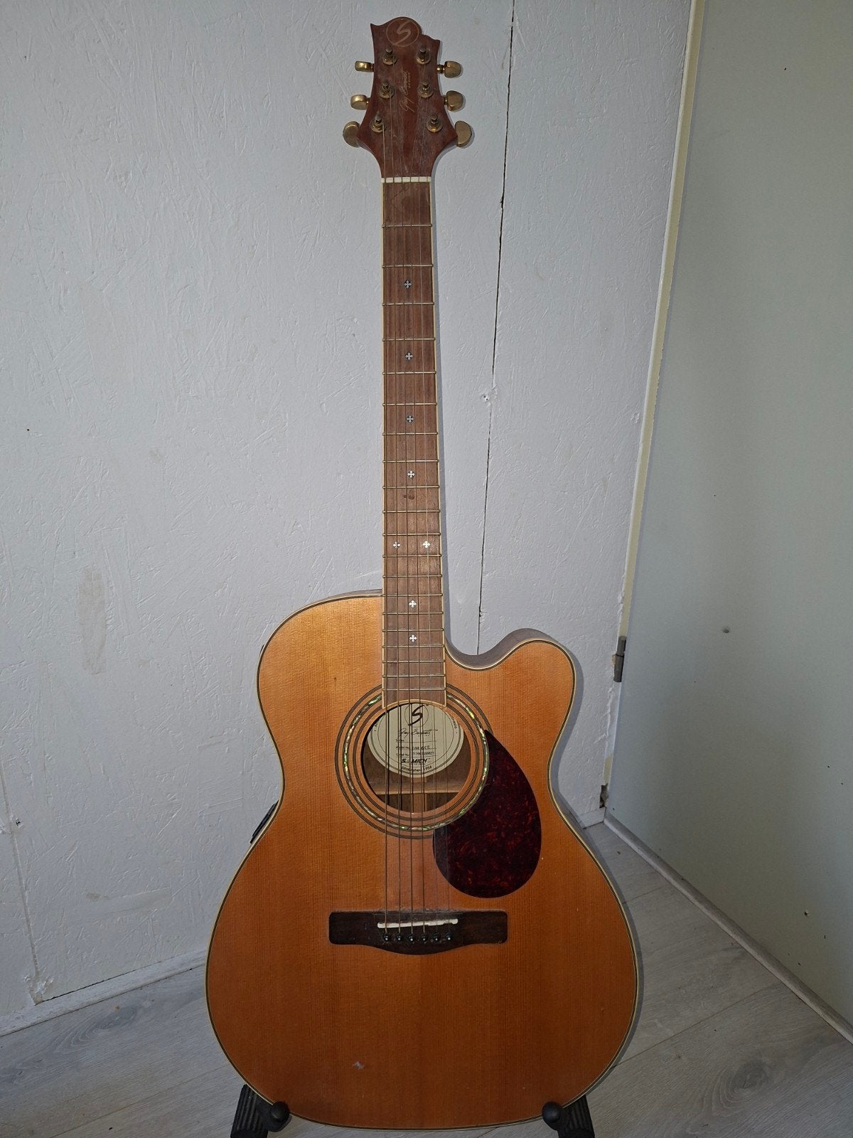 Samick Greg Bennett Design OM-6CE akoestische gitaar, Muziek en Instrumenten, Ophalen, Gebruikt, Western- of Steelstringgitaar