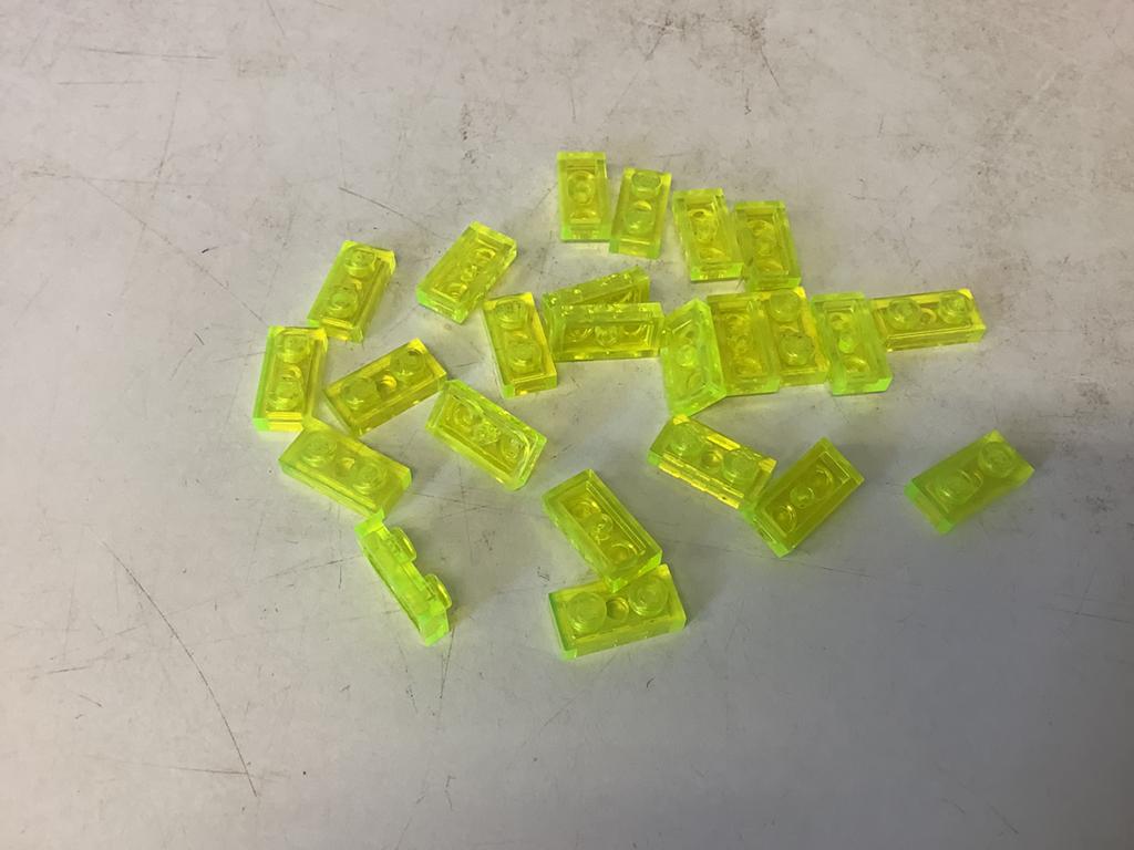 Lego plaat 1x2 transparant neon groen, Ophalen of Verzenden, Gebruikt, Losse stenen, Lego
