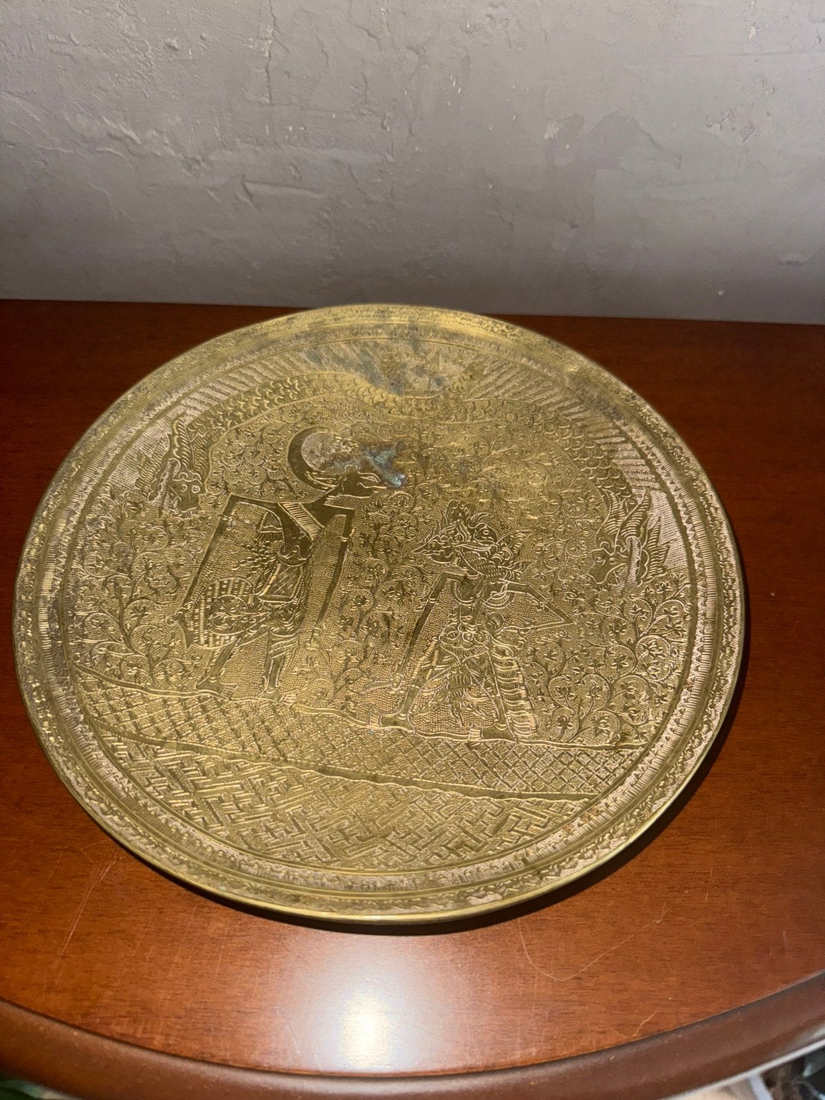 Indonesische geelkoperen zware wajang schaal 24,5cm dia, Ophalen of Verzenden, Koper