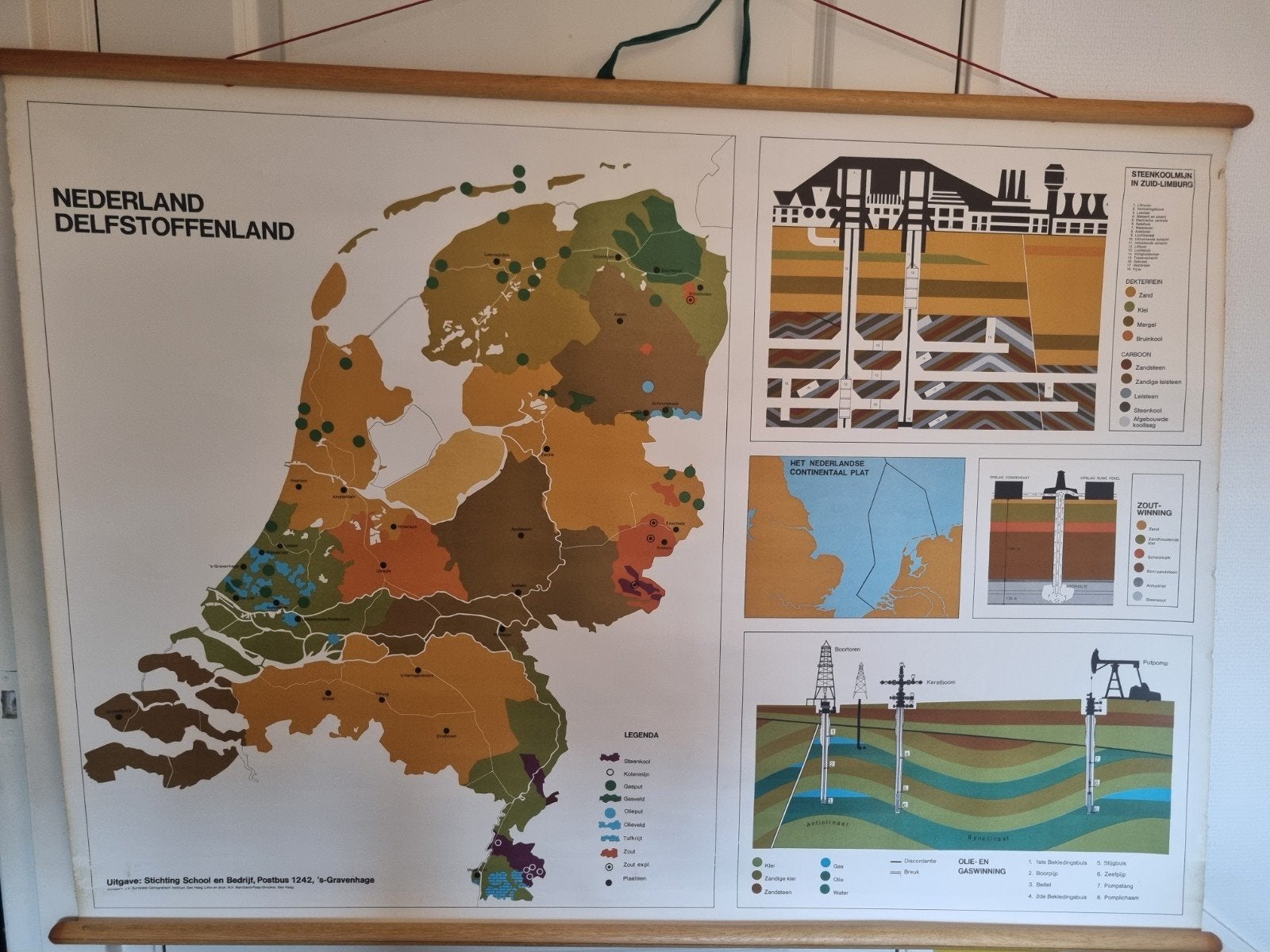 Schoolkaart Nederland Delfstoffenland, Ophalen of Verzenden, Aardrijkskunde