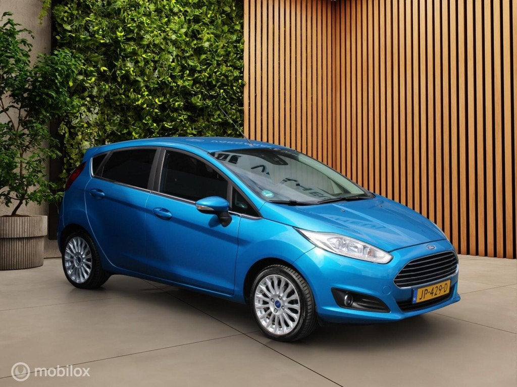 Ford Fiesta 1.0 EcoBoost Titanium X|101Pk|5Drs|Navi|Camera, Auto's, Voorwielaandrijving, Euro 5, Zwart, Blauw