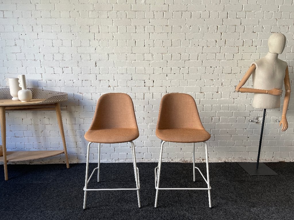 Menu Harbour Side Bar Chair bij TheReSales, Huis en Inrichting, Barkrukken, Ophalen, Met voetsteun, Zo goed als nieuw, 90 cm of meer