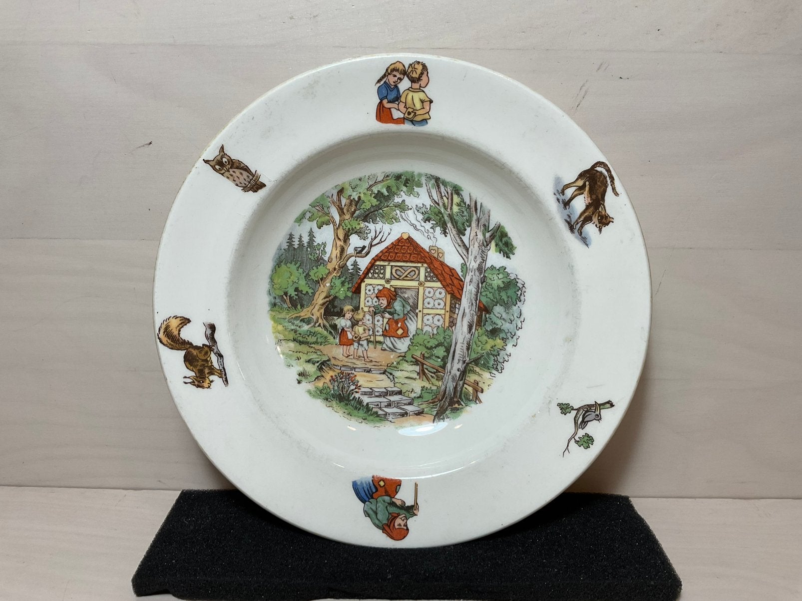 Vintage kinderbordje Royal Sphinx Maastricht P. Regout, Antiek en Kunst, Ophalen of Verzenden