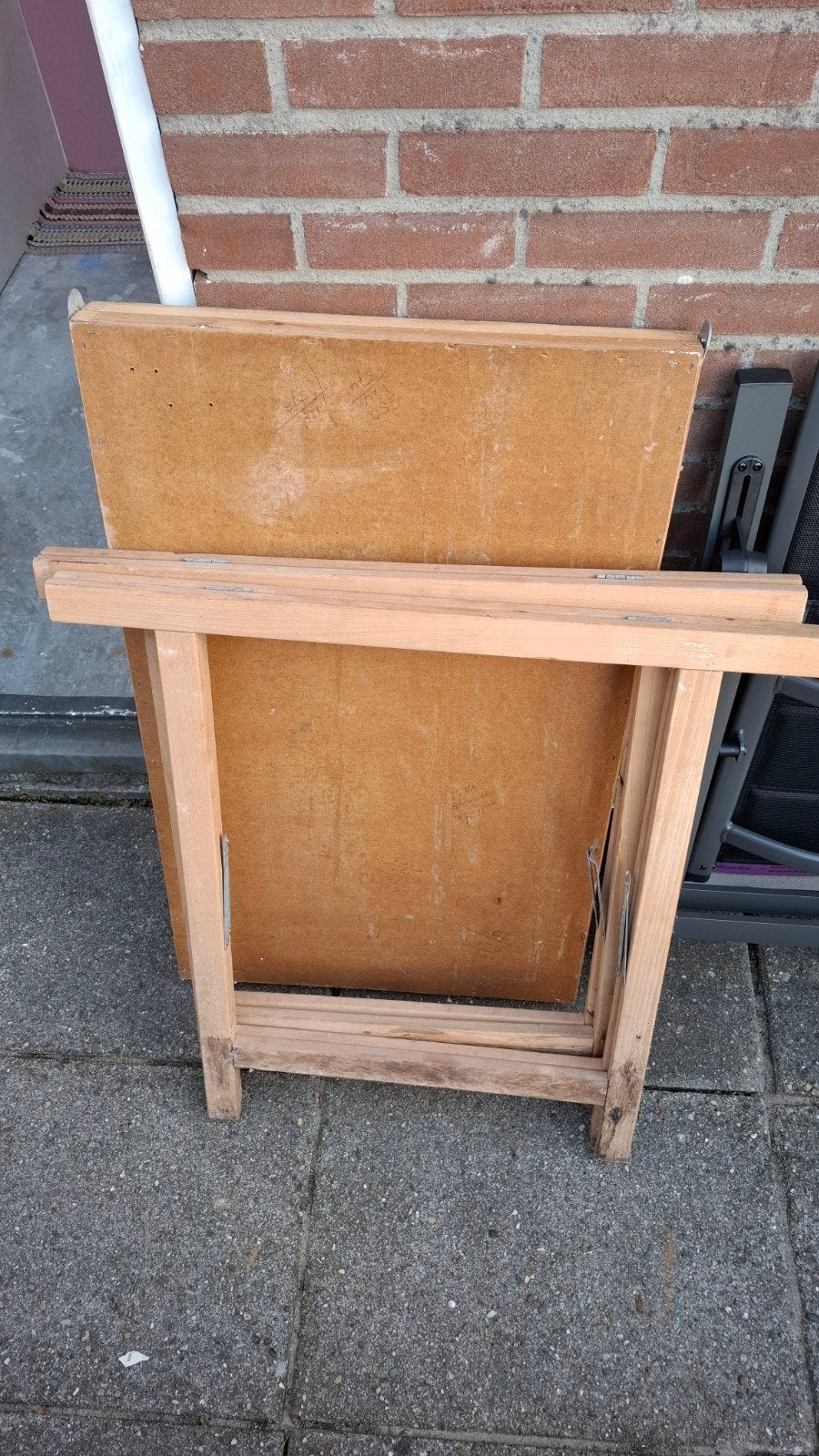 gratis...behang tafel met houten onderstel 2x poten, Doe-het-zelf en Verbouw, Ophalen, Gebruikt, 150 tot 170 cm