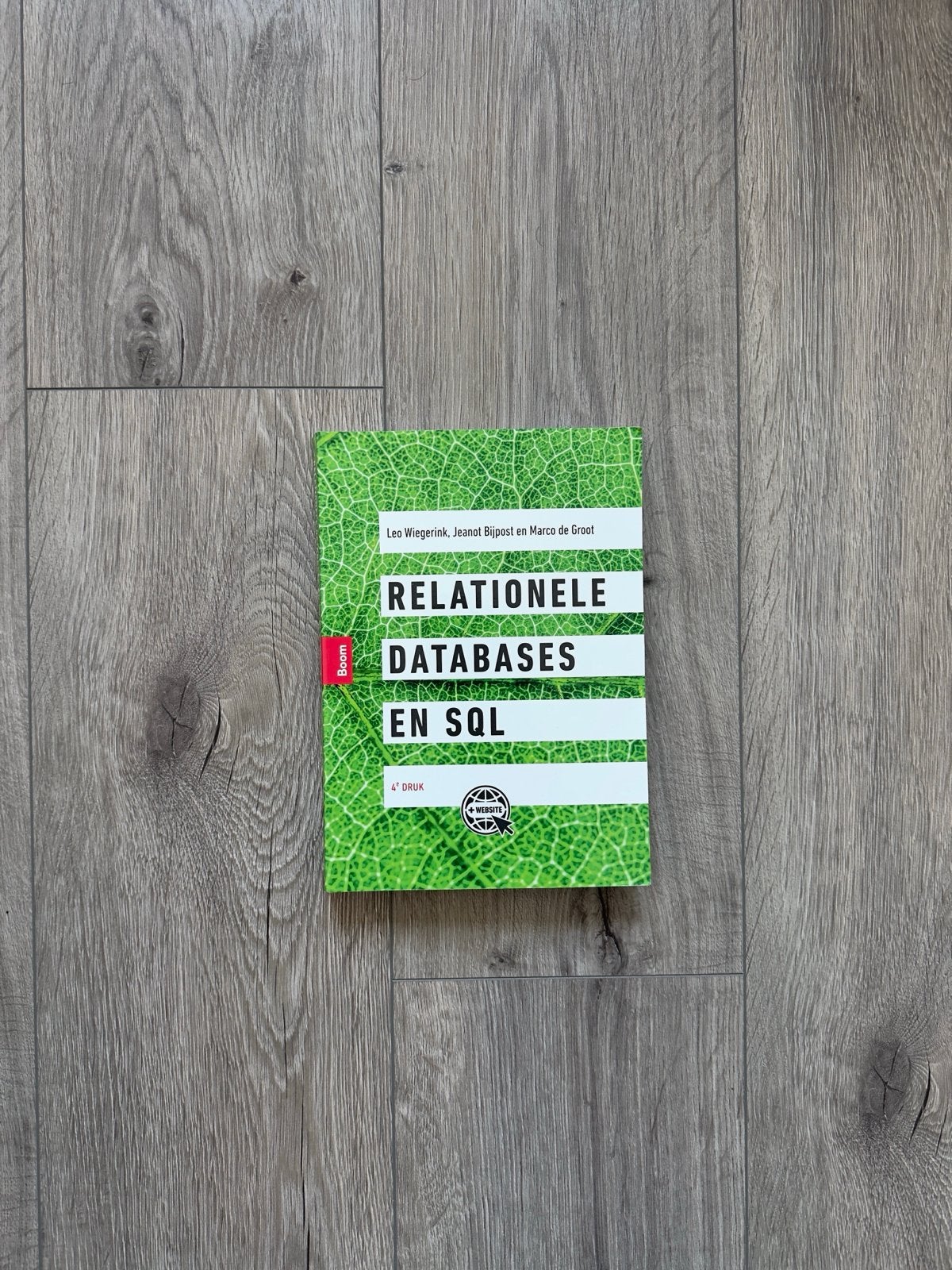 Relationele Databases en SQL - 4e druk, Ophalen of Verzenden, Zo goed als nieuw