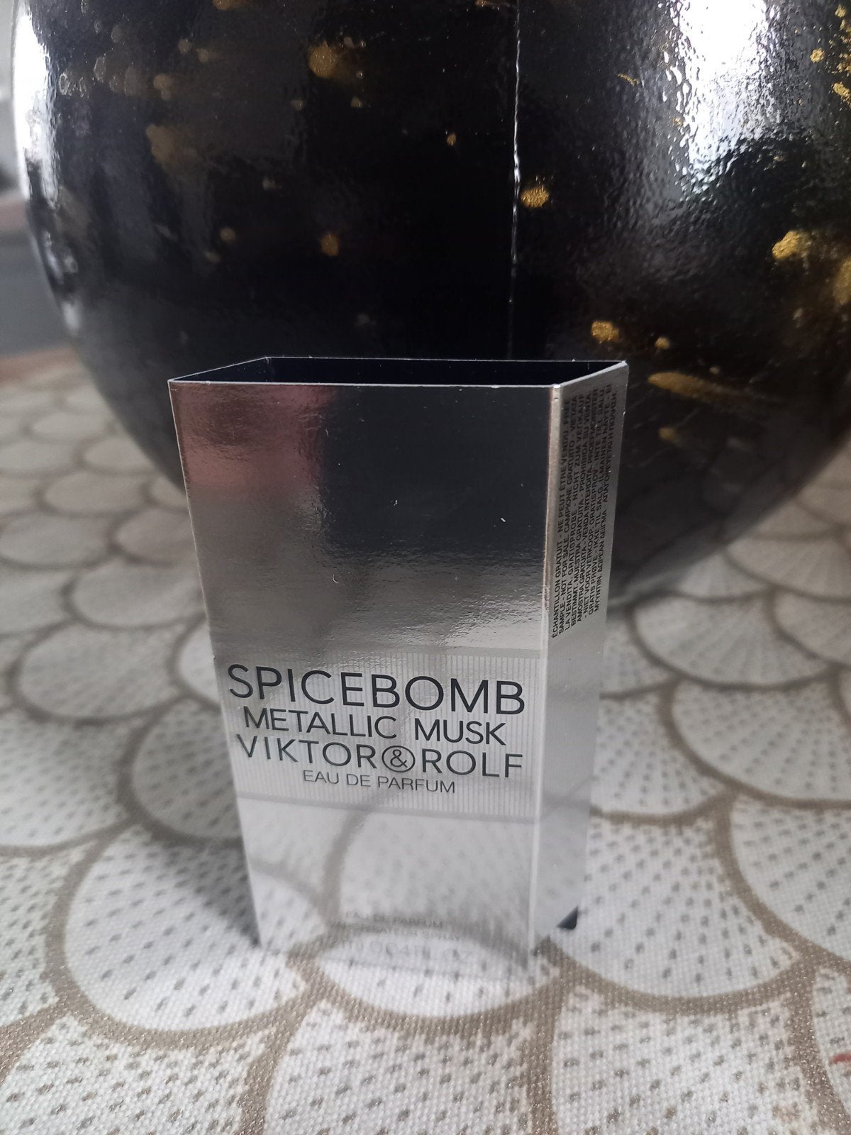 Proefje Spicebomb Metallic Musk Viktor & Rolf, Ophalen of Verzenden, Nieuw
