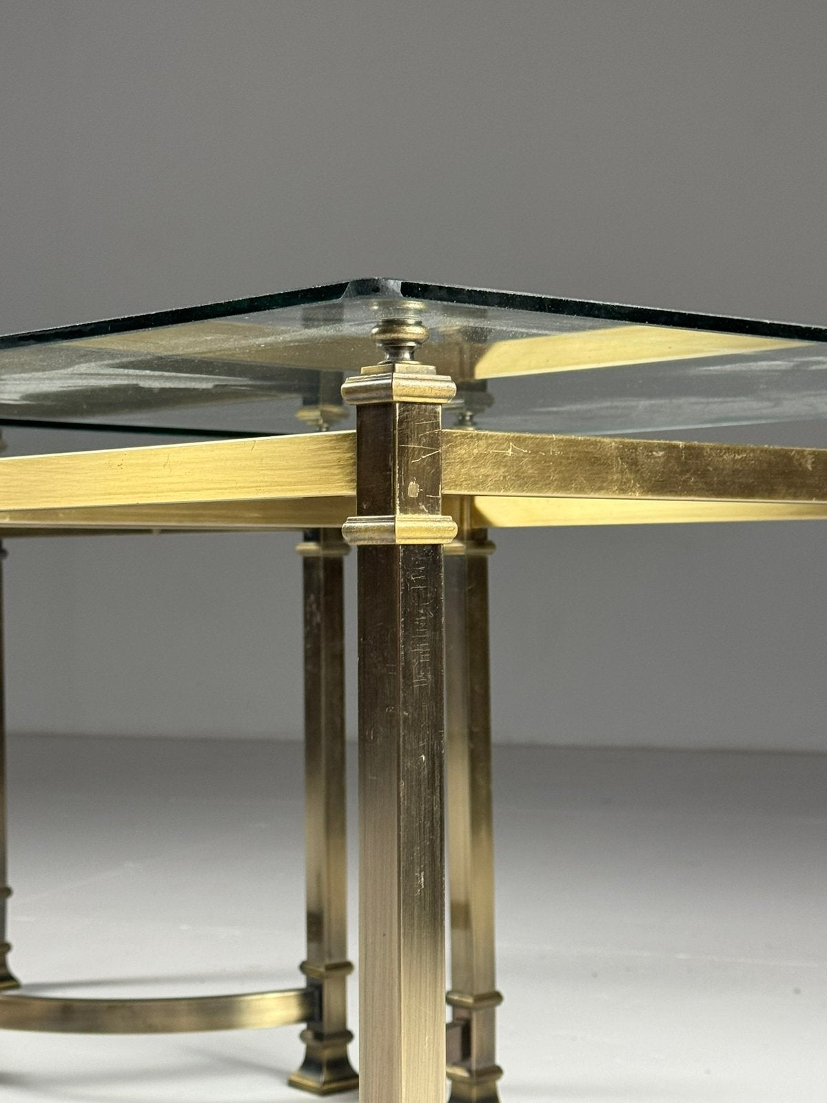 Set van 2 vintage metalen bijzettafels, Ophalen