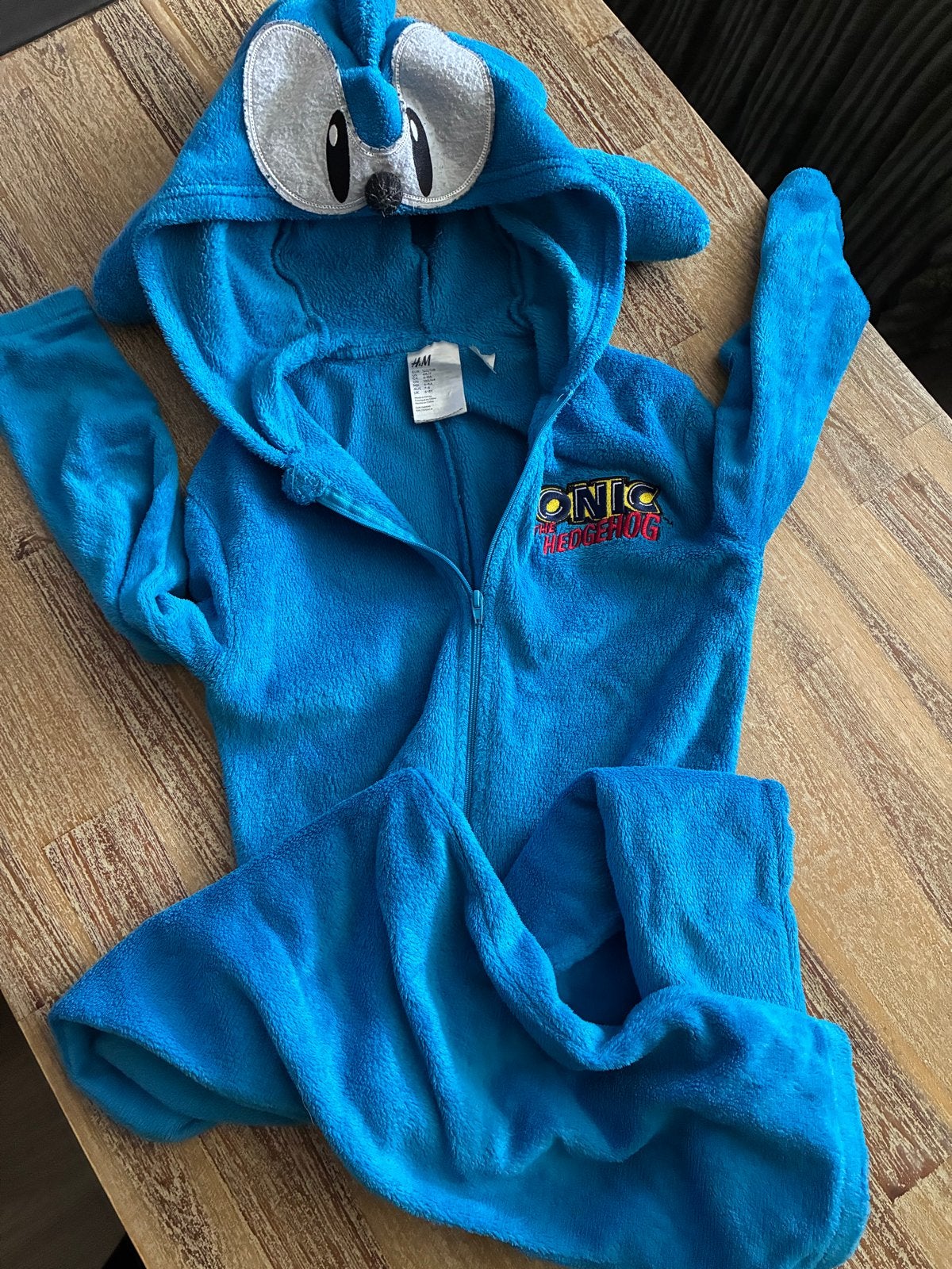 Sonic the Hedgehog onesie H&M maat 122/128, Ophalen, Gebruikt, Jongen of Meisje