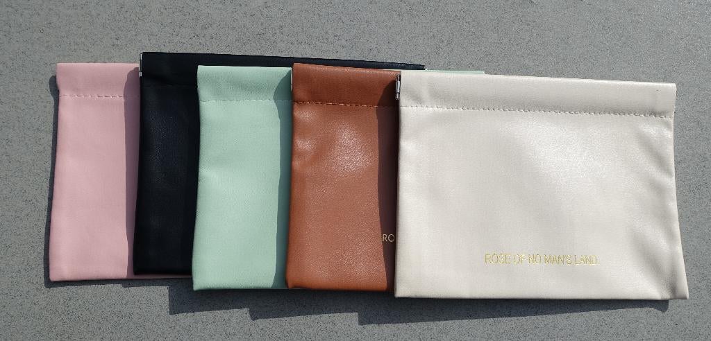 toilettasje / etui met knip in 5 kleuren - op=op !, Ophalen of Verzenden, Nieuw, Dame
