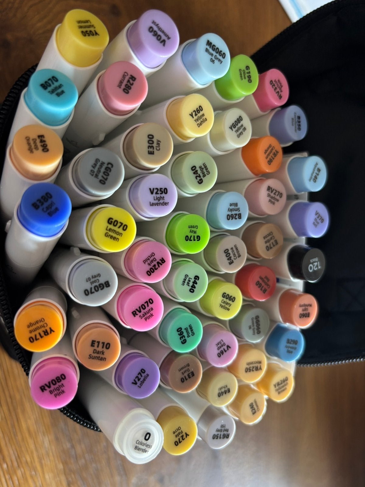 Ohuhu alcohol markers 48 stuks, Ophalen of Verzenden, Zo goed als nieuw, Potlood of Stift