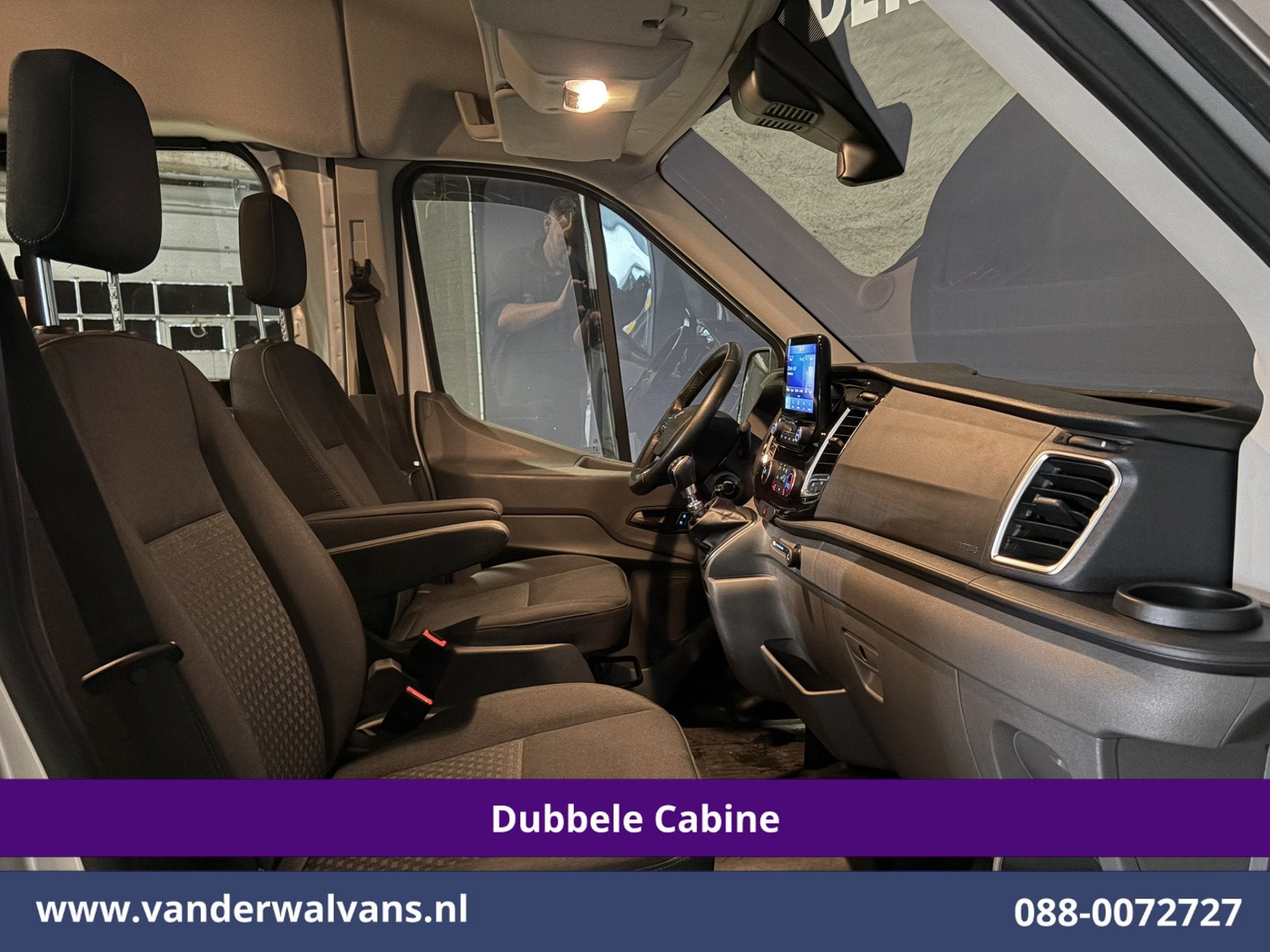 Ford Transit 2.0 TDCI 185pk L3H2 Dubbele Cabine Euro6 Airco, Auto's, Voorwielaandrijving, Dealer onderhouden, 4 cilinders, 179 pk