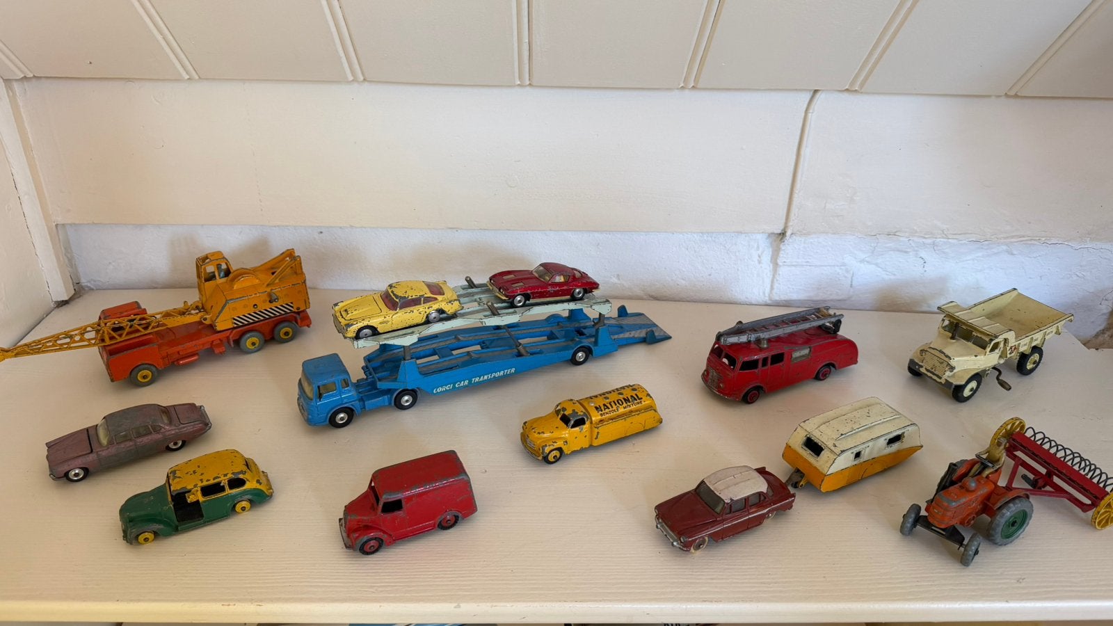Dinky Toys en wat Corgi Toys, Ophalen of Verzenden, Gebruikt, Auto, Corgi