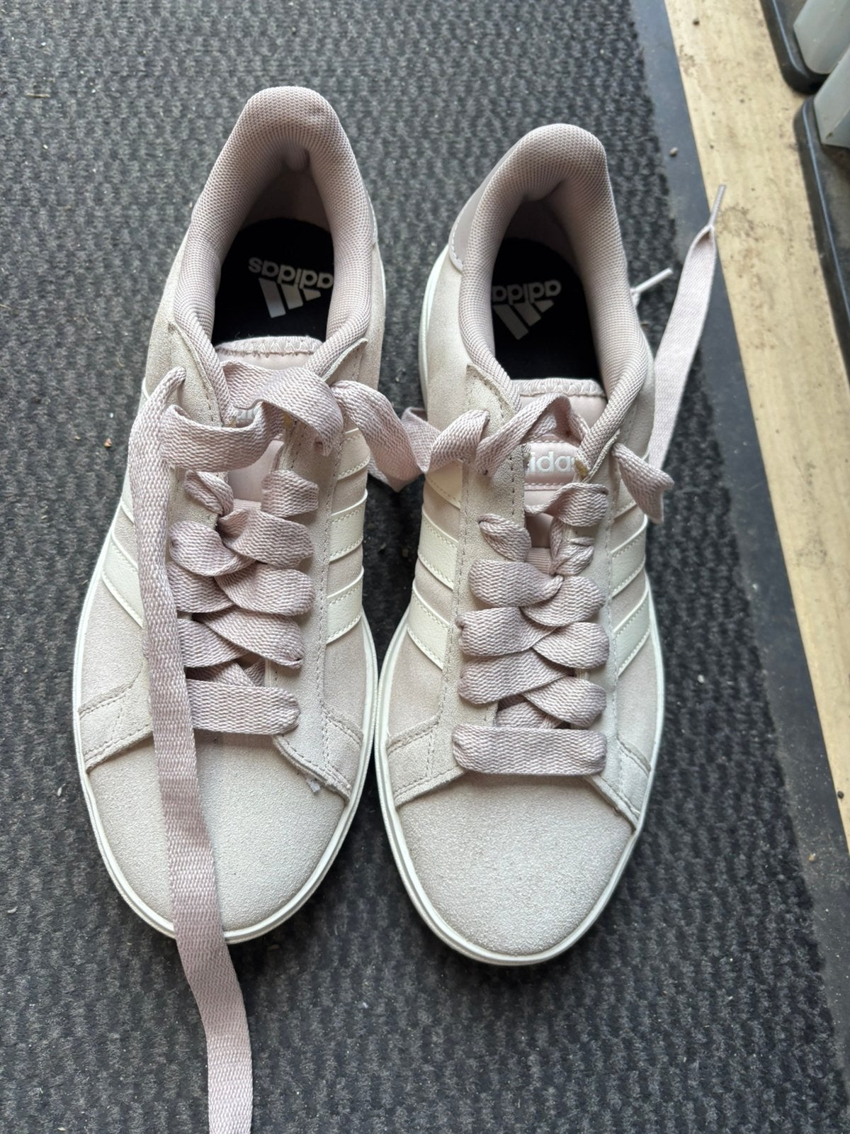Adidas maat 42 2/3, Ophalen, Zo goed als nieuw, Overige typen