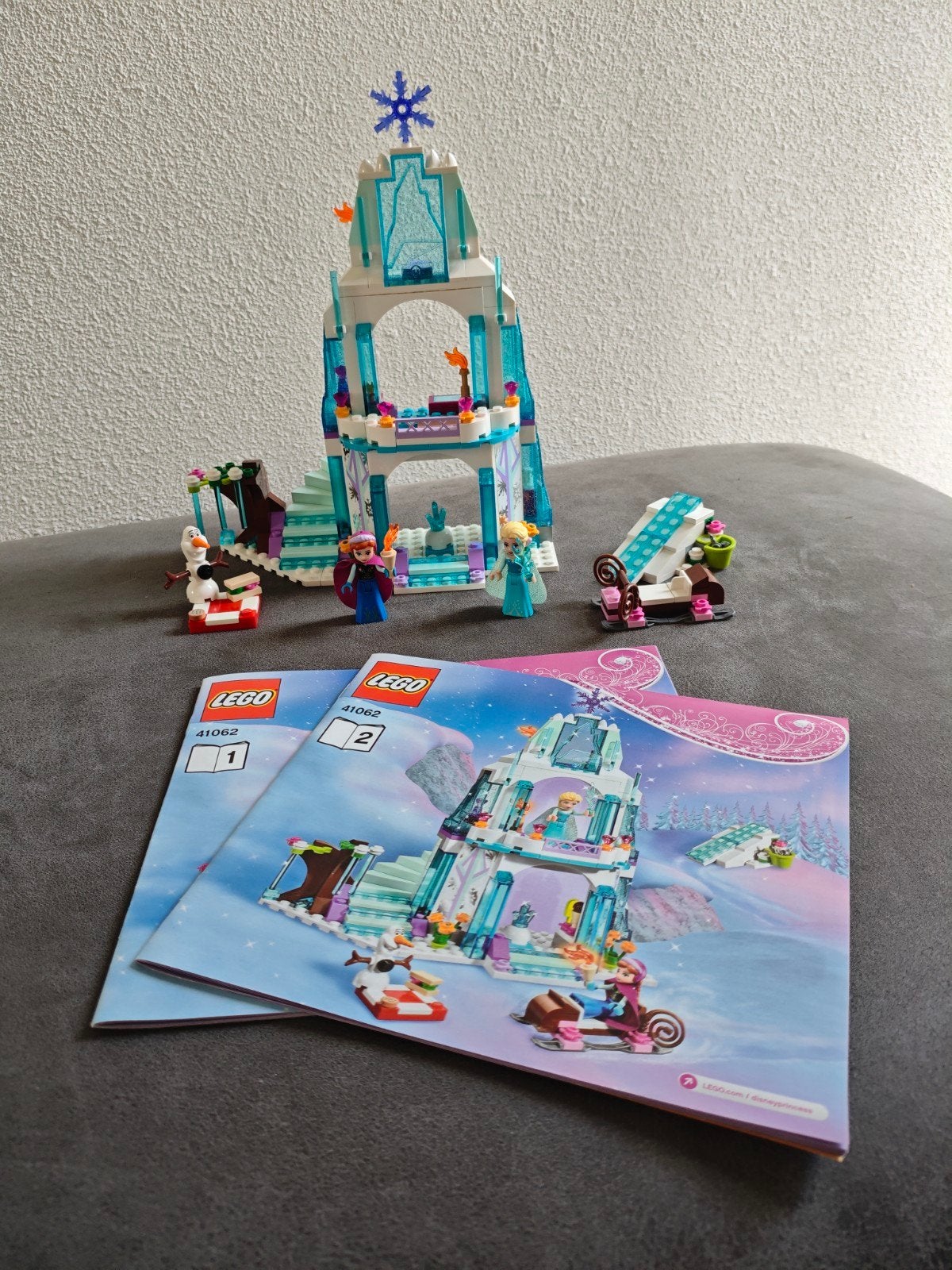 Lego Disney Elsa's fonkelende ijskasteel 41062, Ophalen, Lego, Zo goed als nieuw, Disney