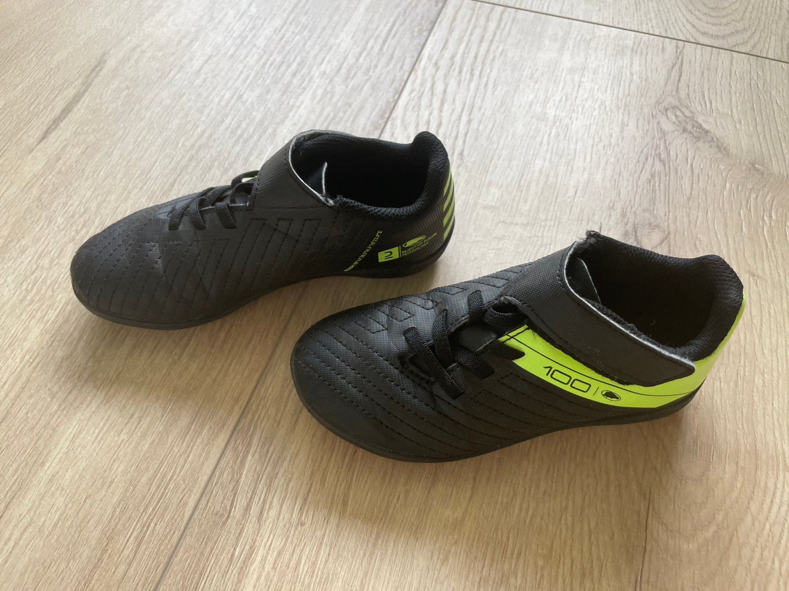 Voetbalschoenen maat 27, Gebruikt, Ophalen of Verzenden, Jongen of Meisje, Sportschoenen