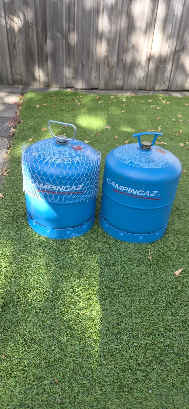 Campingaz gasflessen: 1 vol, 1 leeg, Ophalen, Gebruikt