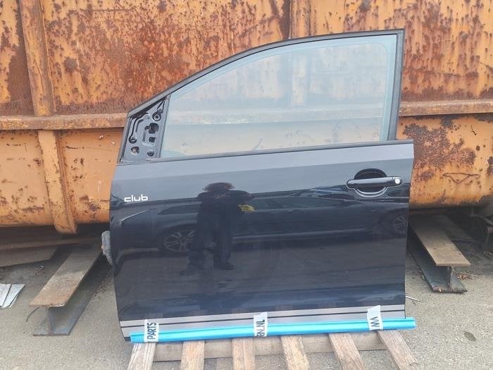 Portier 4Deurs links-voor van een Volkswagen UP (LC9X), Gebruikt, -, -, -