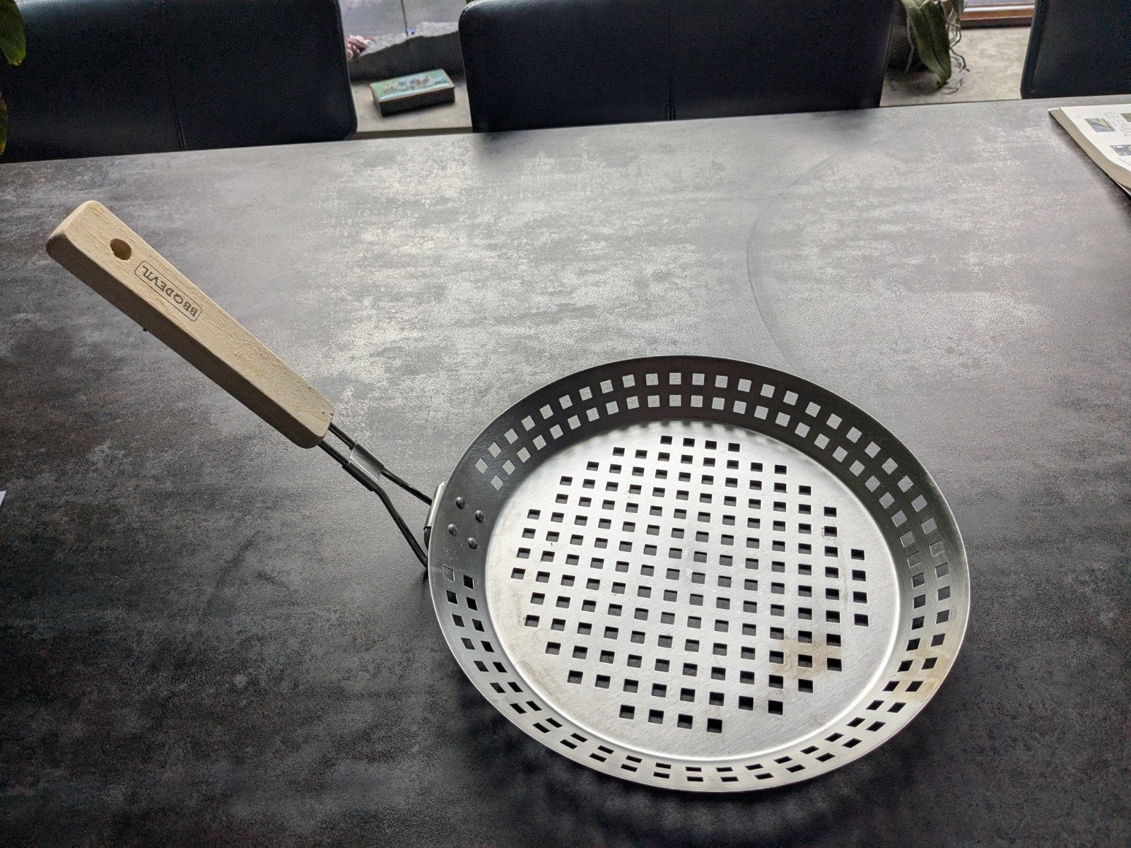BBQ hapjespan - Slechts één keer gebruikt!, Ophalen of Verzenden, Zo goed als nieuw