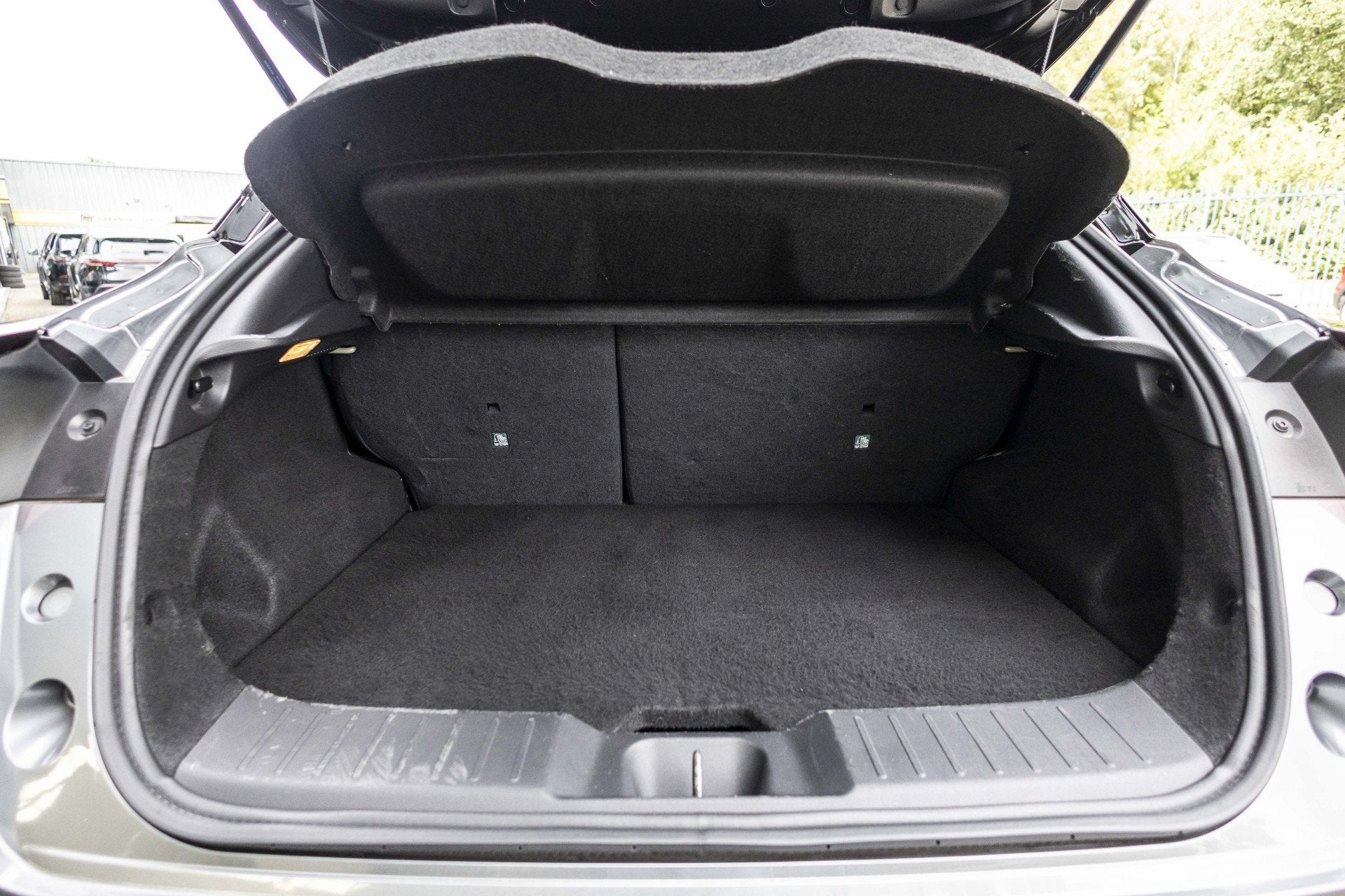 Foto 13 van Nissan Juke 1.0 DIG-T N-Design