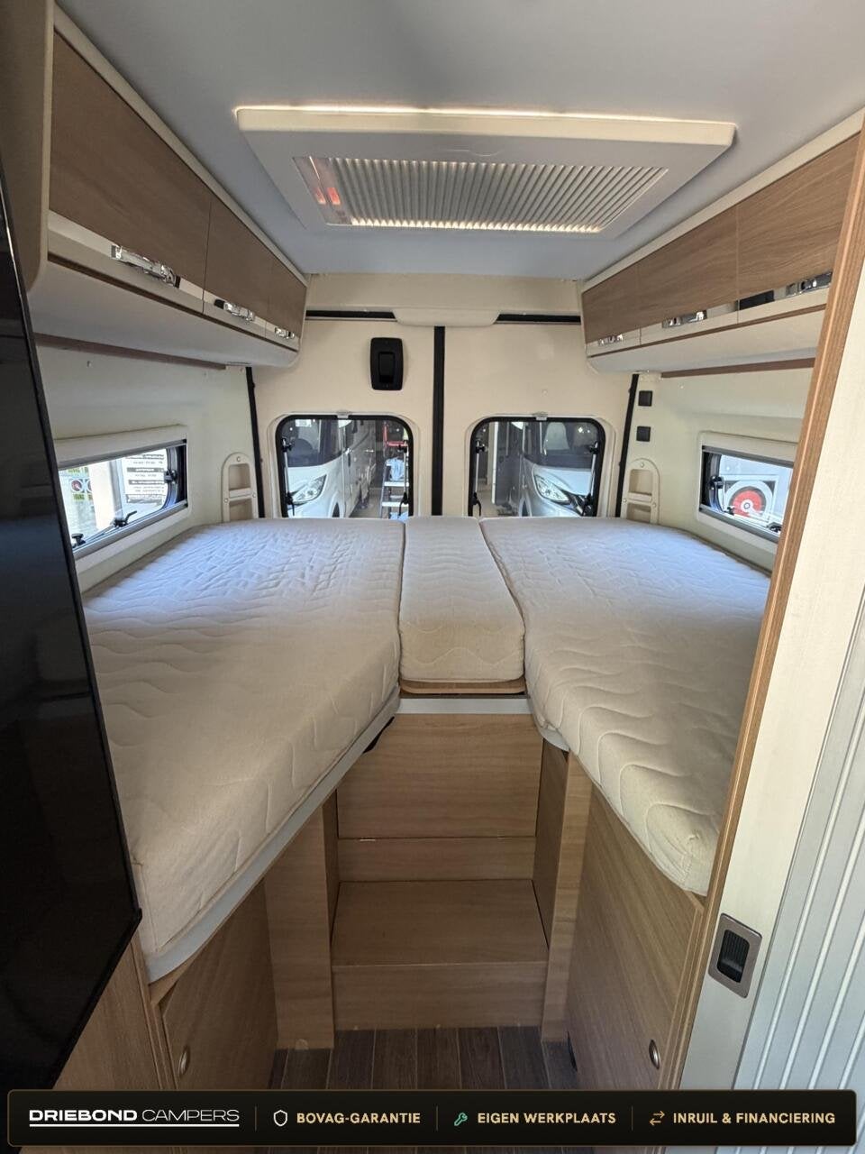 Adria TWIN 640 SLX Euro6 Enkele Bedden Luifel Trekhaak Bearl, Caravans en Kamperen, Campers, Buscamper of Camperbus, Airbags, 6 tot 7 meter