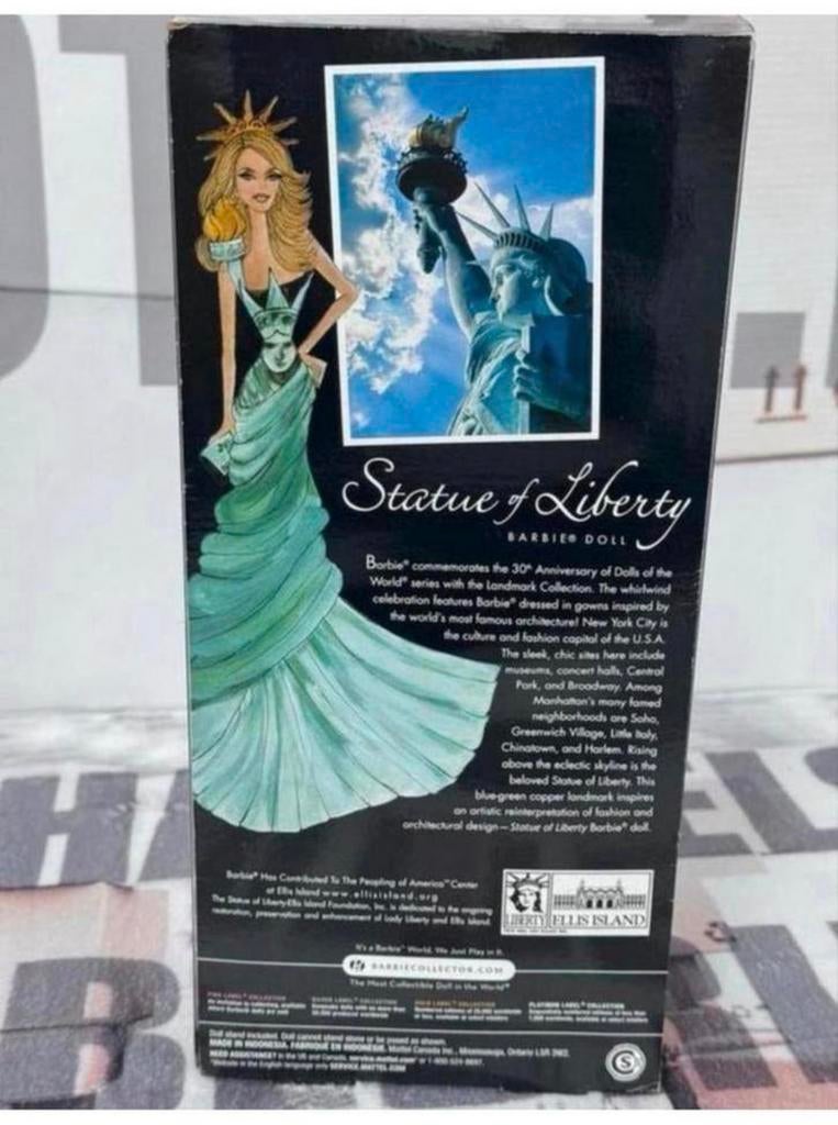 Statue of Liberty BARBIE Landmark Dolls Lady Collector NIEUW, Barbie, Nieuw, Ophalen of Verzenden, H