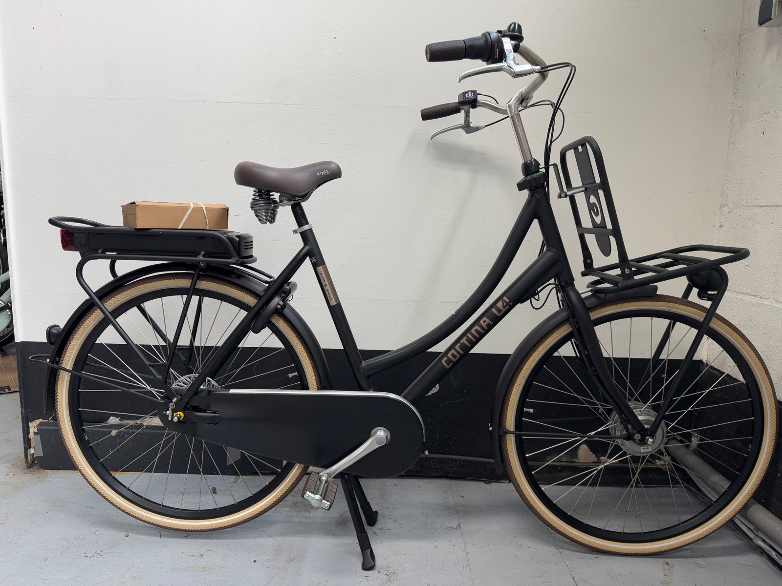 Nieuwe Cortina E-U4 Transport elektrische fiets, Fietsen en Brommers, Fietsen | Meisjes, 26 inch of meer, Versnellingen, Nieuw