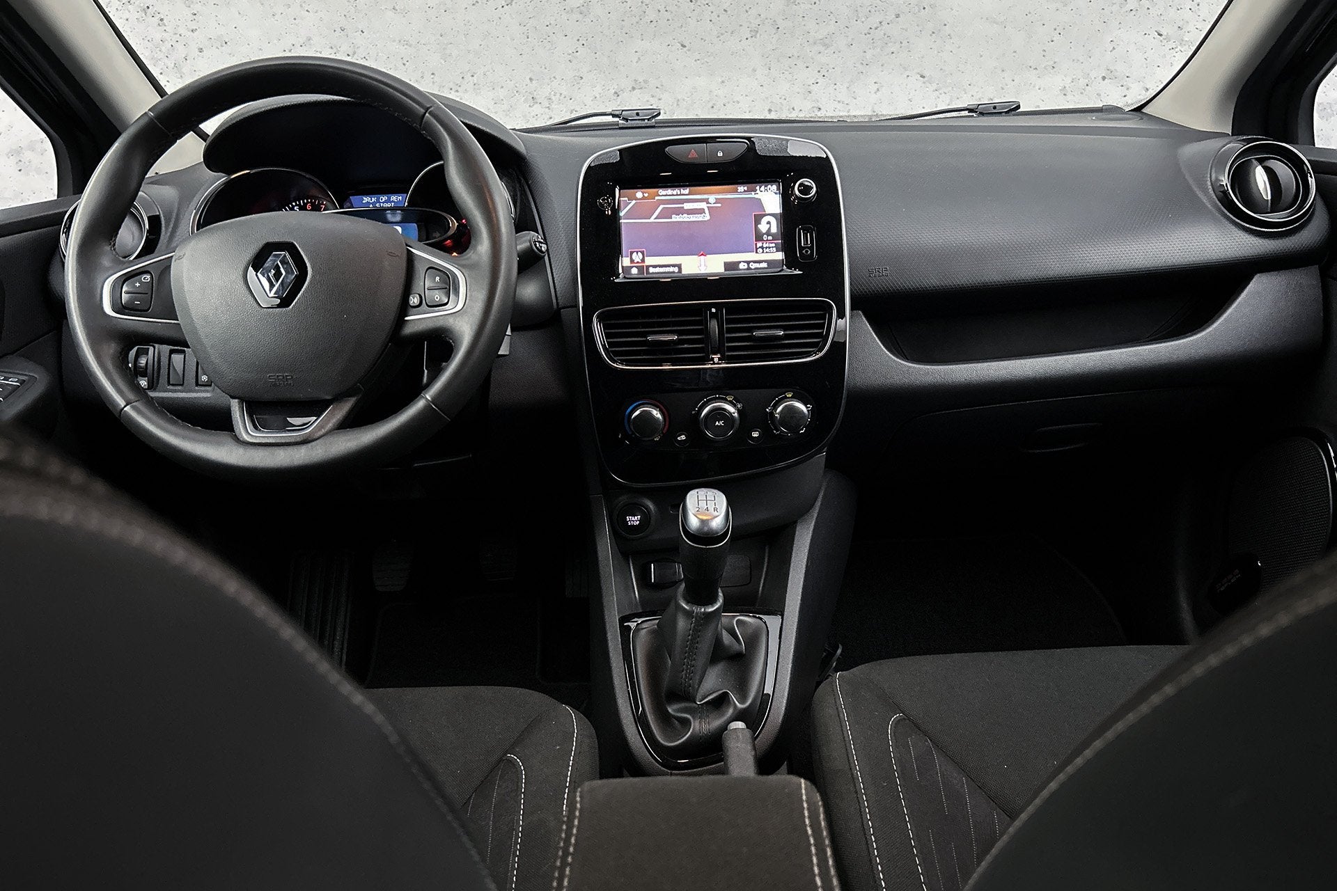 Renault Clio Estate 0.9 TCe Limited | Cruise control | Apple, Voorwielaandrijving, 898 cc, Stof, Gebruikt