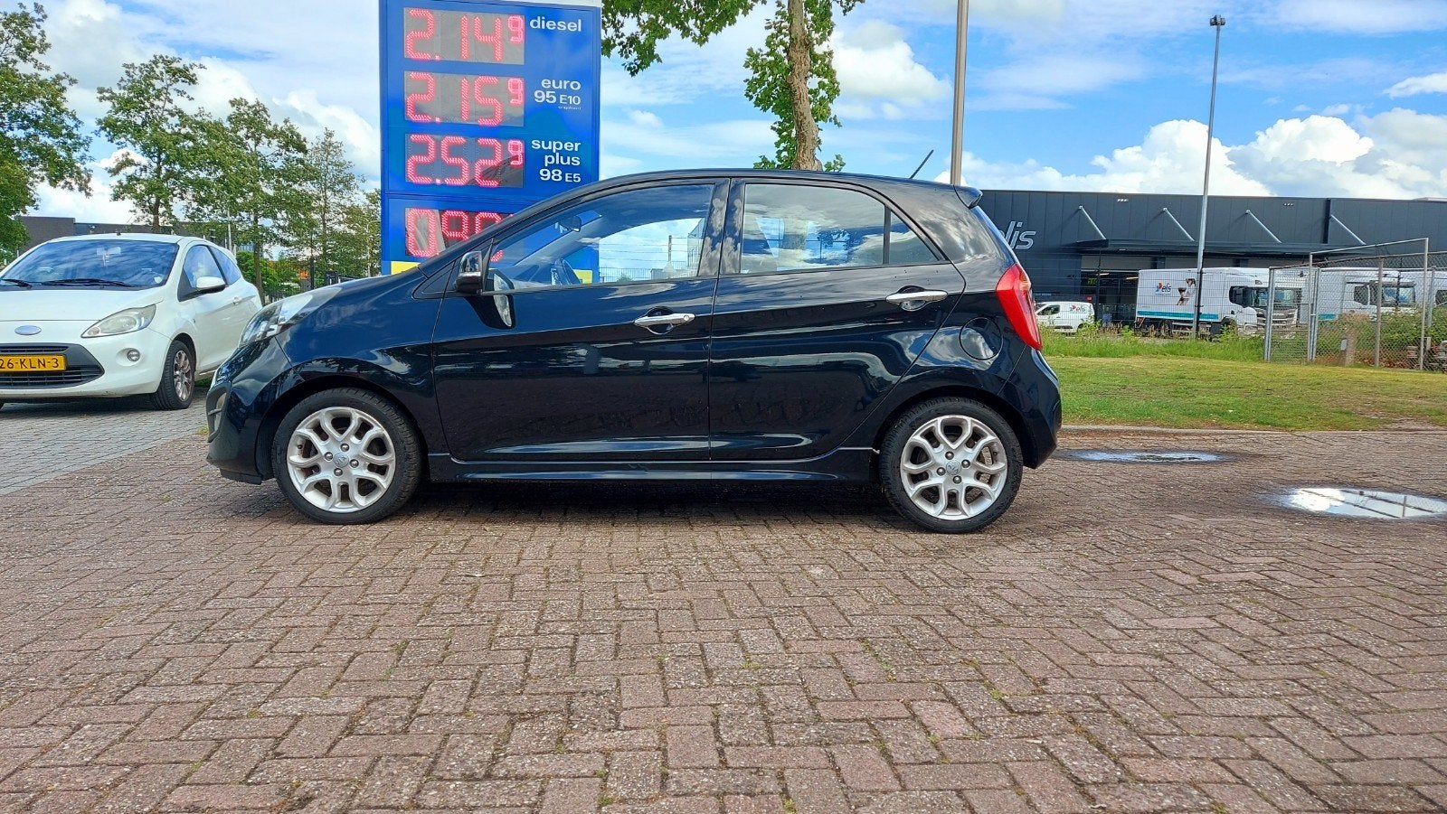 Kia Picanto 1.2 Cvvt 5-DRS airconditioning  stoelverwarming., Voorwielaandrijving, 4 cilinders, 400 kg, Zwart