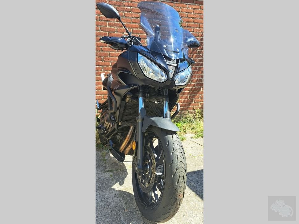 YAMAHA 700 MT-07 TRACER (bj 2017)    ((( Leovince ))), 2 cilinders, Motorrijbewijs A, Bedrijf, Onbekend