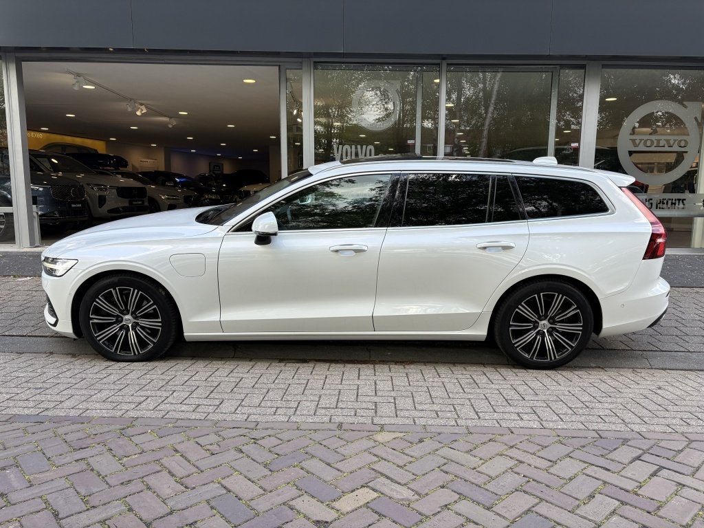 Volvo V60 2.0 T8 TE Inscription | 360-camera | Trekhaak | H&, Auto's, Gebruikt, 4 cilinders, 24 maanden, Wit
