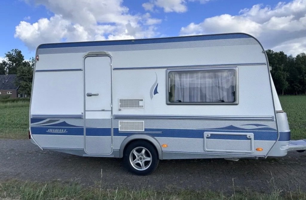 Caravan Fendt Diamant 420 T, Kachel, Rondzit, 750 - 1000 kg, Particulier