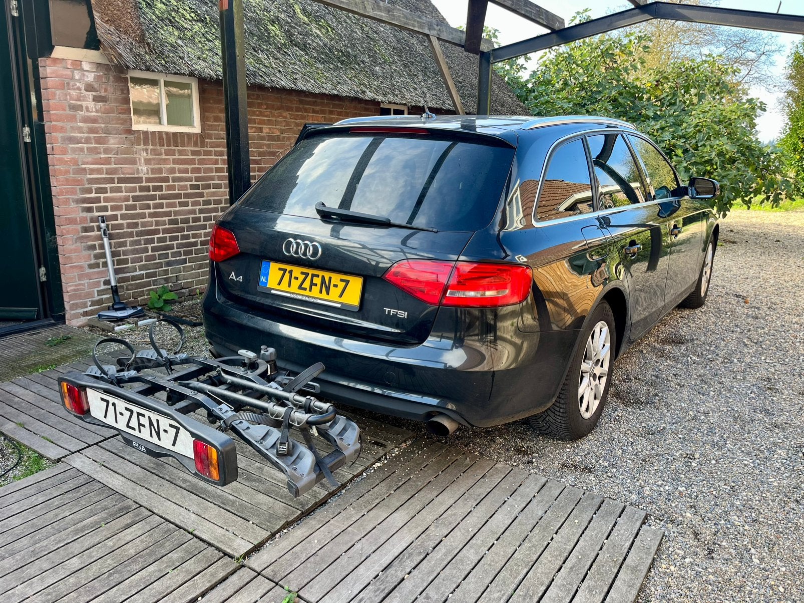 Foto 5 van Audi A4 1.8TFSI 125KW Avant 2012 Zwart