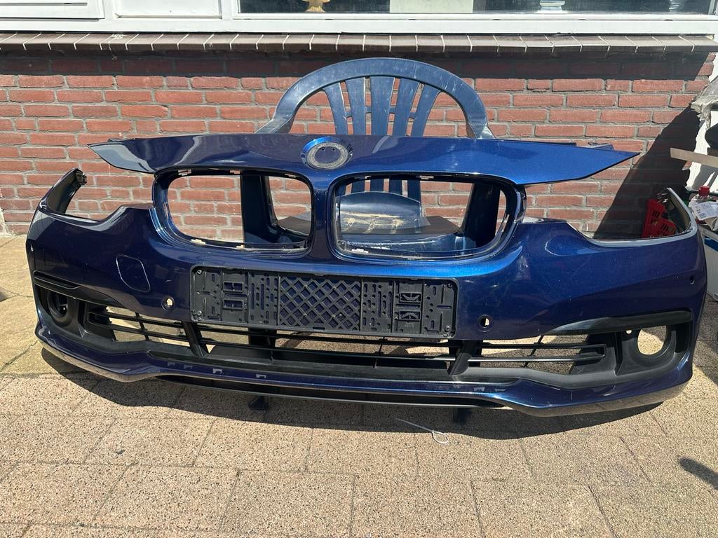 BMW F30 Voorbumper M-pakket Blauw, Auto-onderdelen, Carrosserie en Plaatwerk, Ophalen, Gebruikt, Voor, Bumper