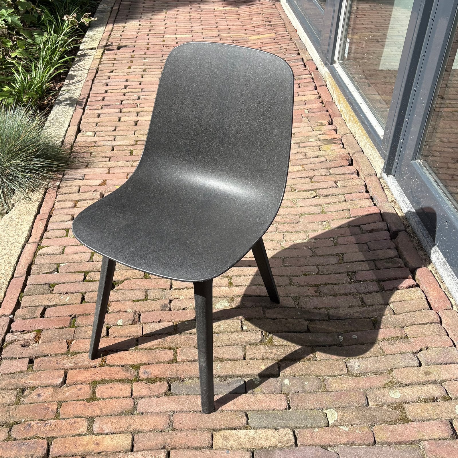 IKEA Odger eetkamerstoelen, Huis en Inrichting, Modern, strak, clean, stijlvol, Zwart, Zo goed als nieuw, Ophalen