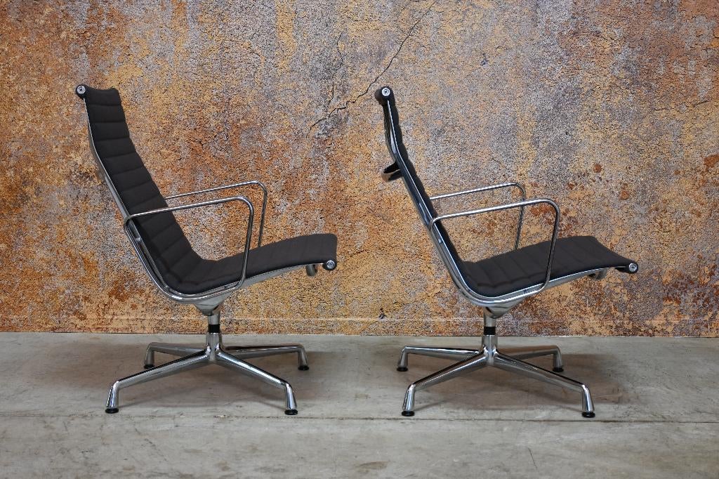 ZGANieuw 2 grijze stoffen Vitra EA 116 design draaifauteuils, Vitra, 75 tot 100 cm, Ophalen of Verzenden, Zo goed als nieuw