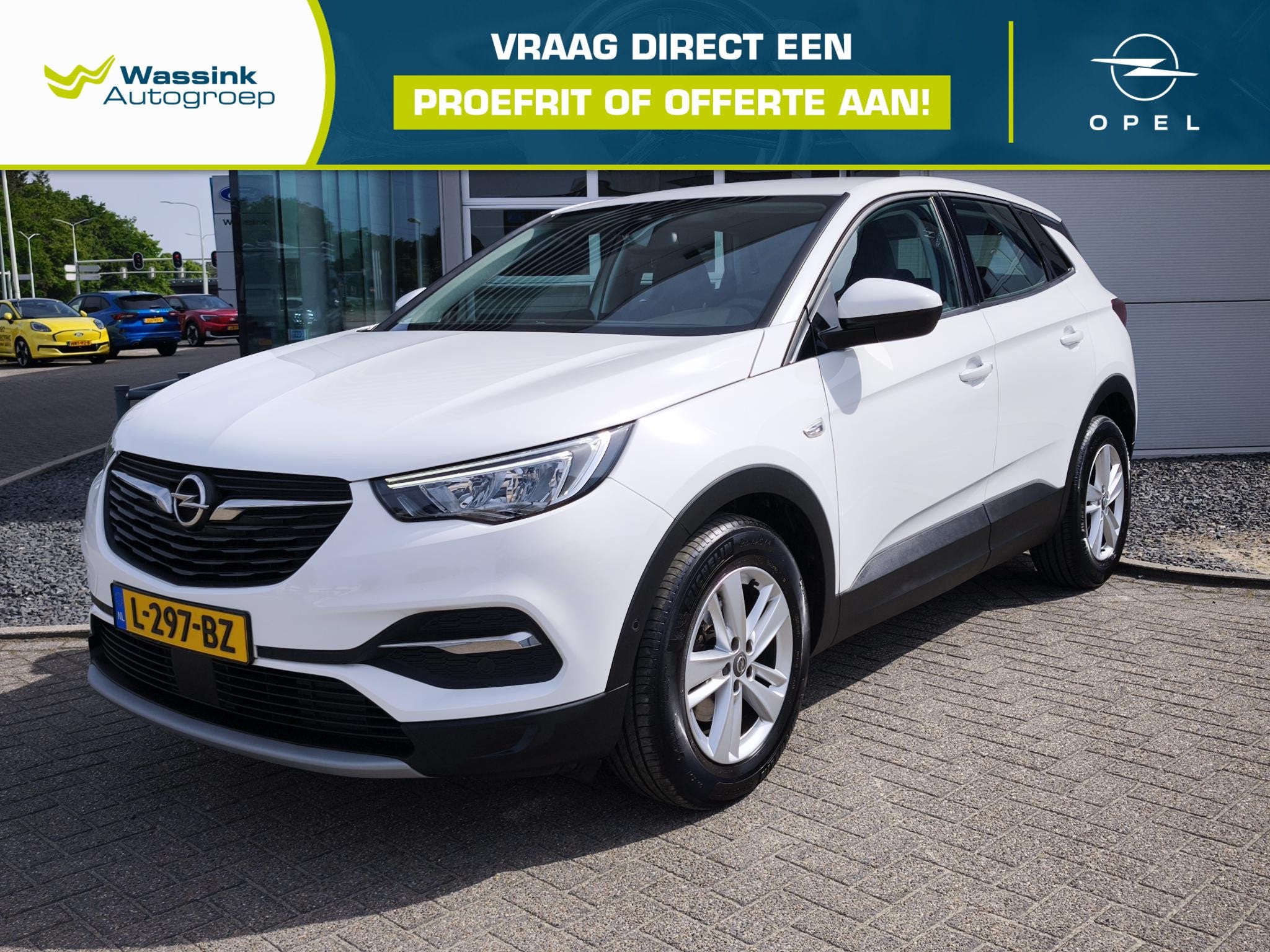 Opel Grandland X 1.2 Turbo Elegance | Camera | Navigatie | C, Voorwielaandrijving, Gebruikt, 1199 cc, Leder en Stof