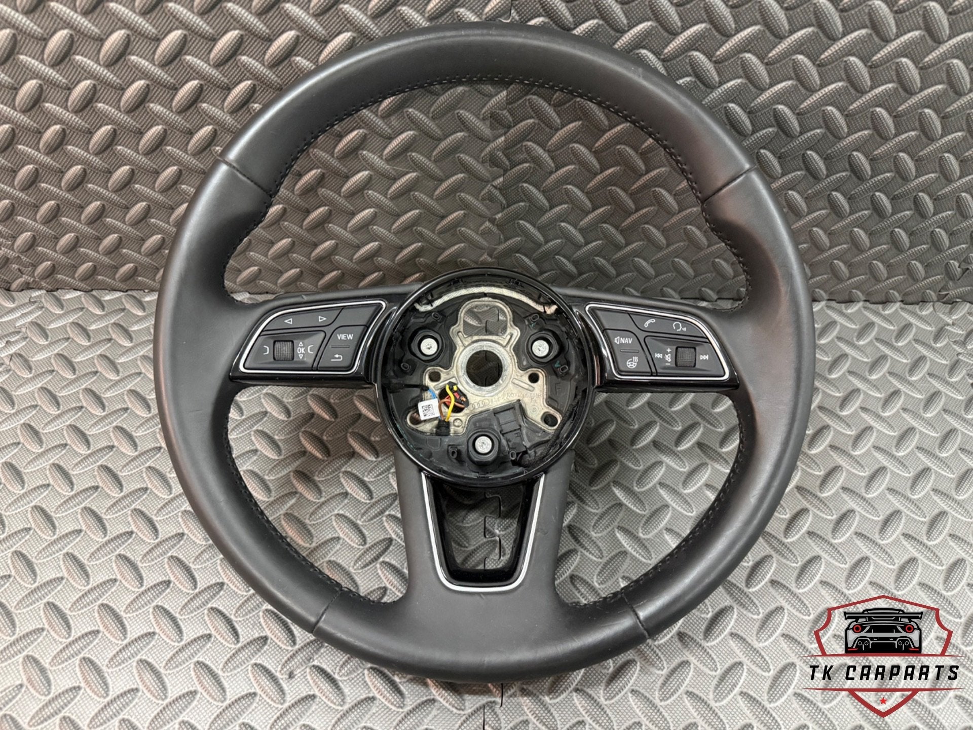 Lederen stuurwiel voor Audi A4/A5 met flippers, AUDI AG, Kundenbetreuung@audi.de, Nieuw, Auto-Union-Strasse 1
85045  Ingolstadt, DE
