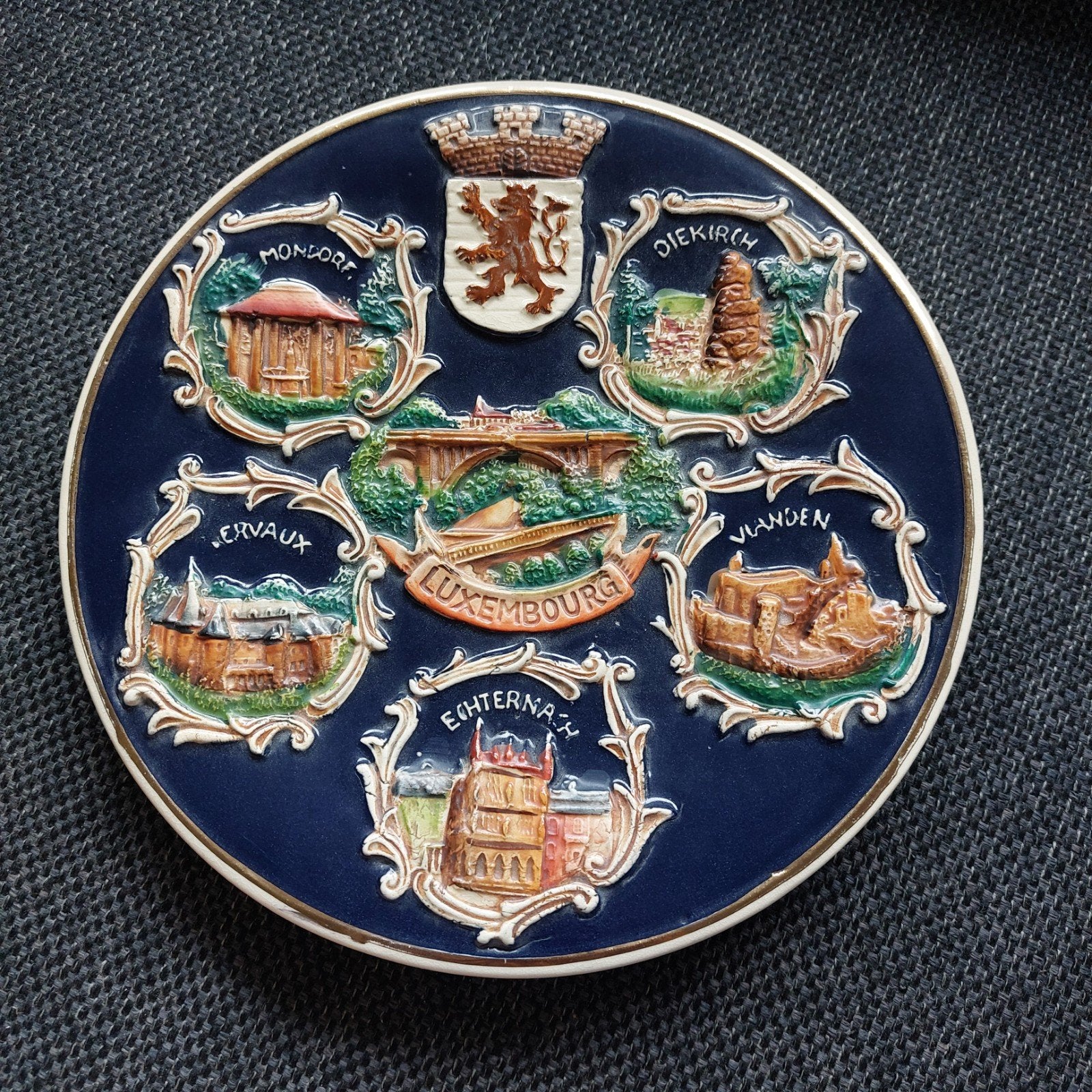 Vintage Luxemburg Wandbord - Reliëf Keramiek, Ophalen of Verzenden