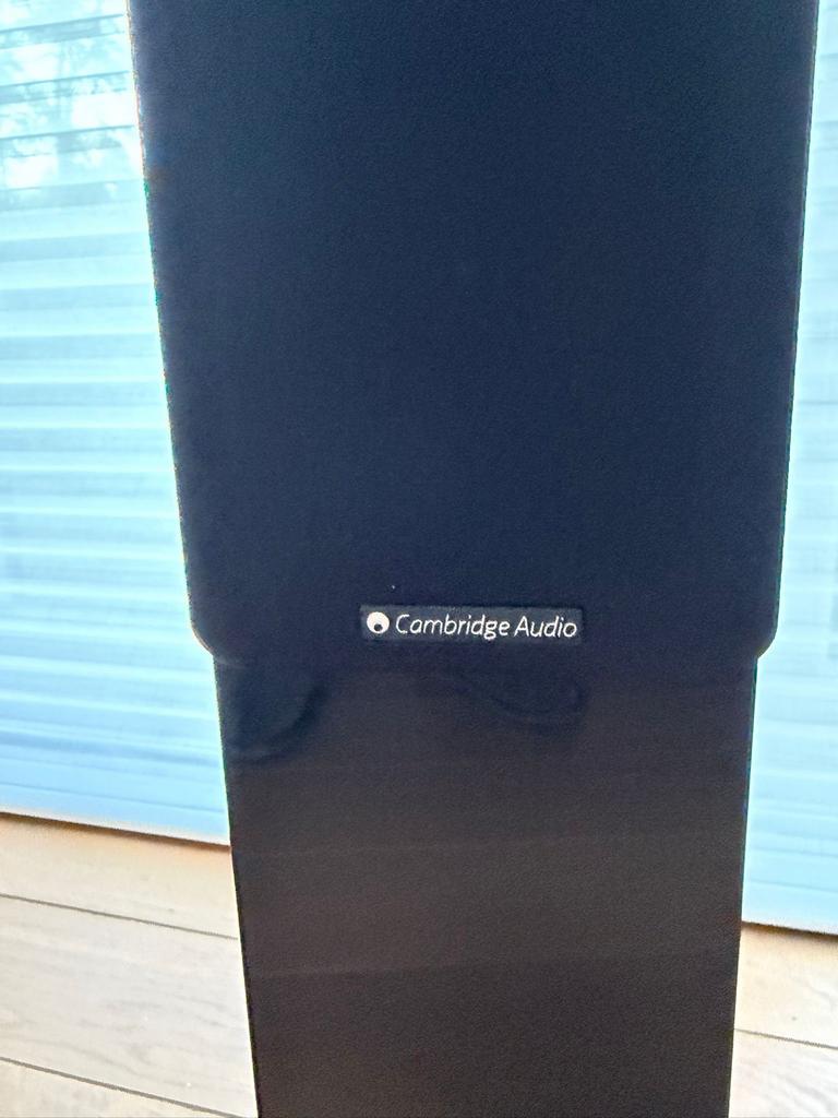 Cambridge Audio Speakerset: 2 Vloerstaanders, 2 Boekenplank