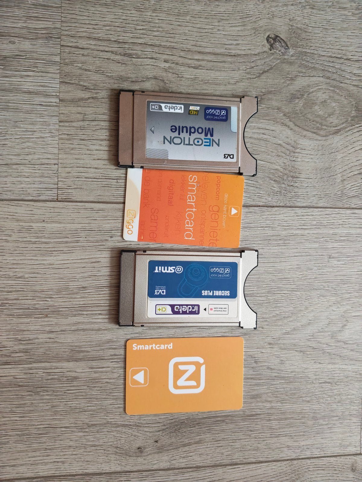 ziggo ci+ module + smartcard 2x, Audio, Tv en Foto, Televisie-accessoires, Ophalen of Verzenden