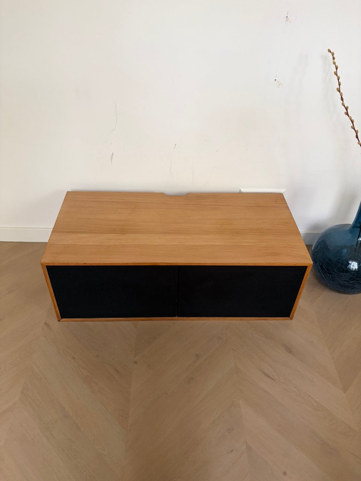Bolia Case HiFi module hangkast  Boekenkastmodule, 100 tot 150 cm, Ophalen of Verzenden, Zo goed als nieuw, Minder dan 100 cm