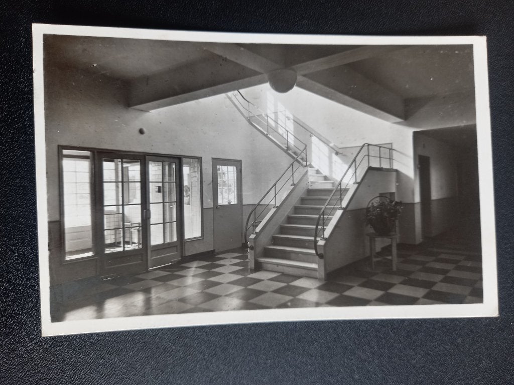 Naarden , Hal Diaconessenhuis 1952, Ophalen of Verzenden, 1940 tot 1960, Gelopen, Noord-Holland