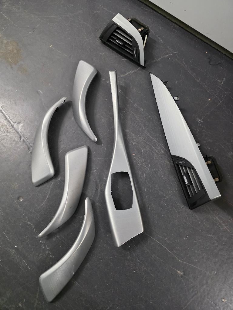 Bmw F20 F21 interieurlijsten Brushed Aluminium, Auto-onderdelen, Interieur en Bekleding, BMW, Gebruikt, Ophalen of Verzenden