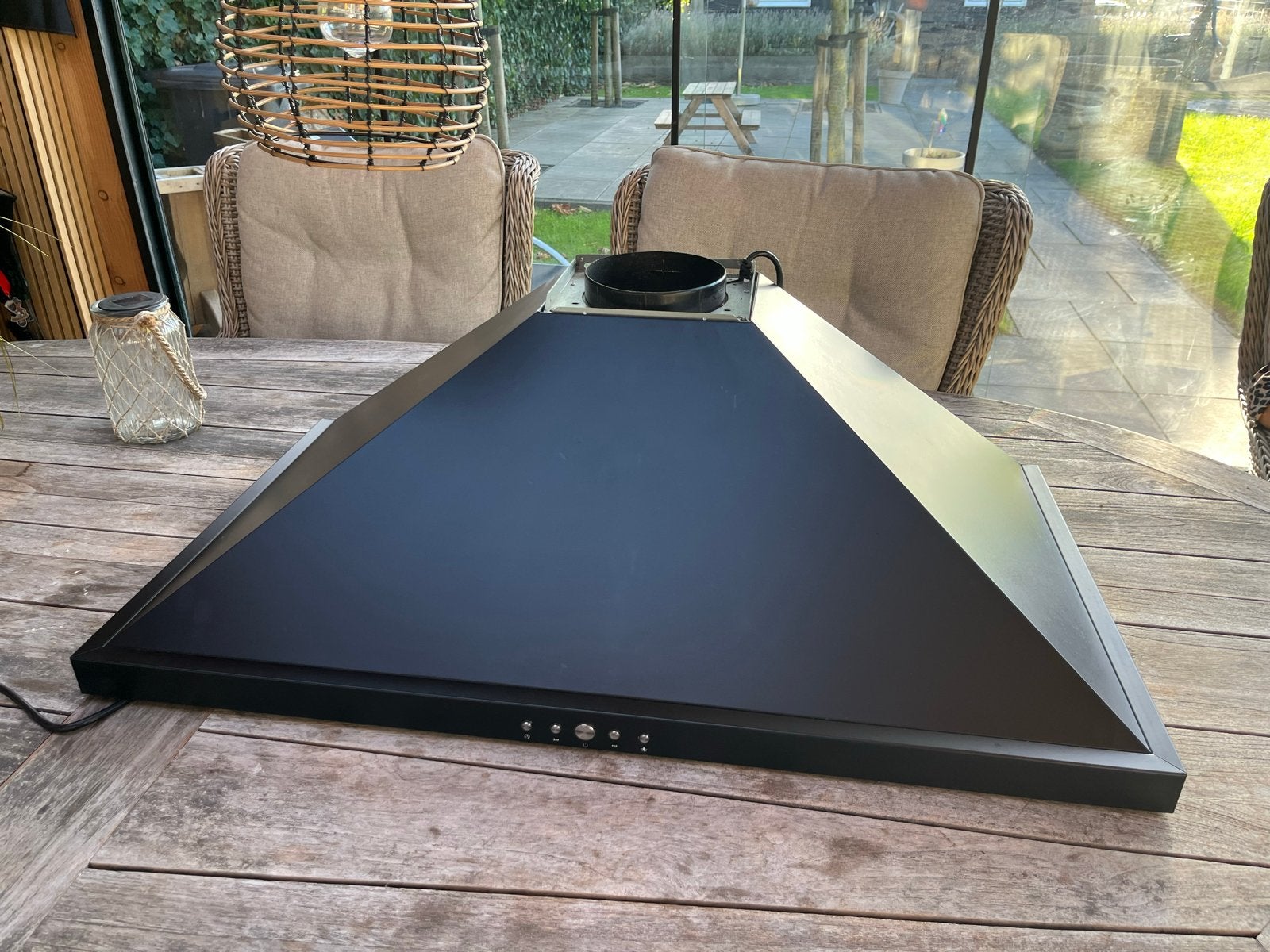 Afzuigkap 90cm breed, mat zwart, energielabel A, Witgoed en Apparatuur, Wandschouwkap, Ophalen of Verzenden, Zo goed als nieuw