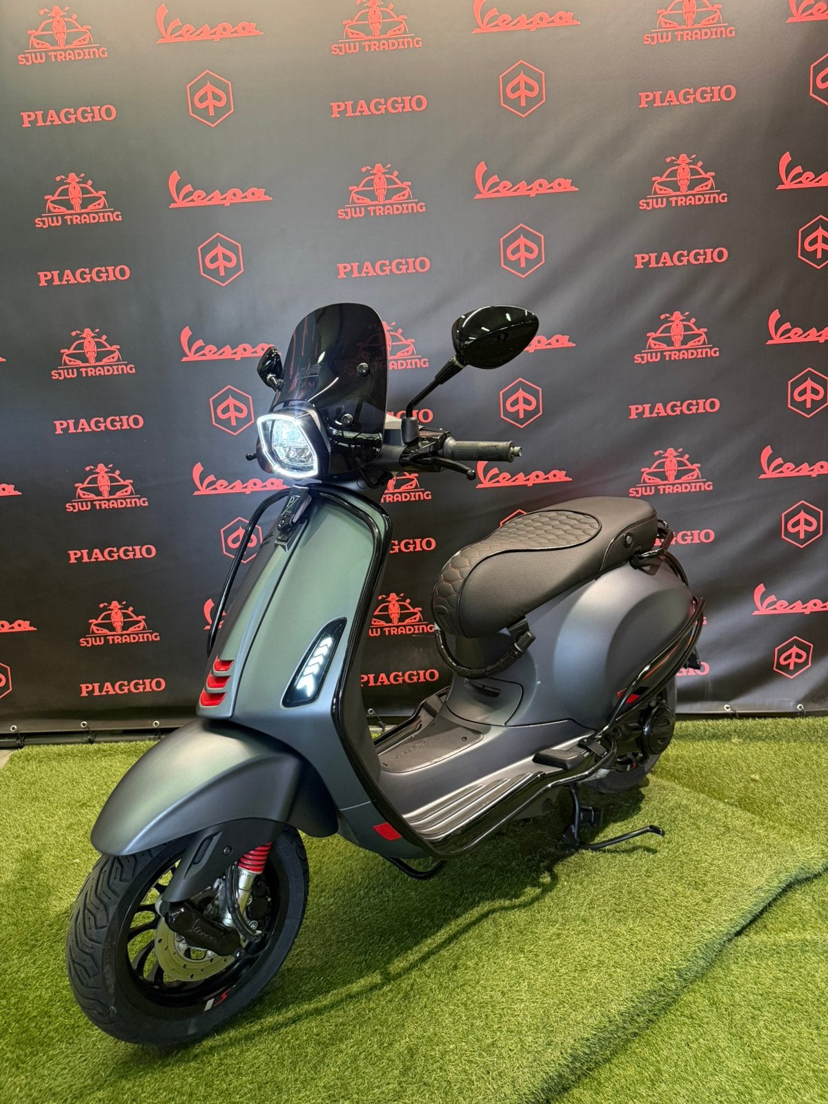 Vespa Sprint 2020 Snor/Brom! Mat Grijs / RS Zadel / Garantie