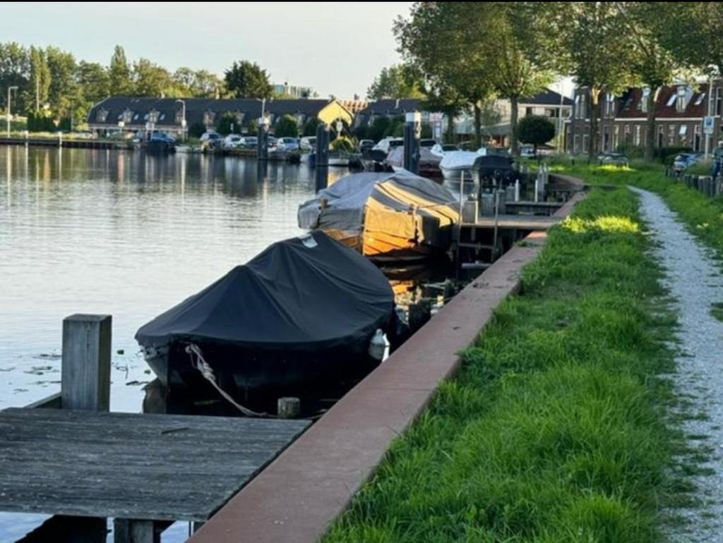 grachten sloep 180x 515  met vaarvignet Amsterdam, Watersport en Boten, Motorboten en Motorjachten, Overige merken, Gebruikt, Afdekzeil