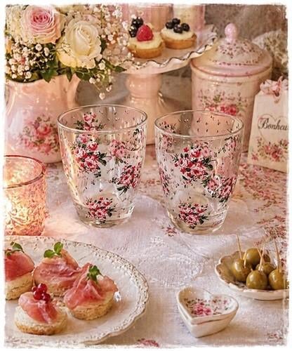 Romantisch sapglas, lieve roze roosjes 9 cm.hoog en 8 cm. d, Ophalen of Verzenden