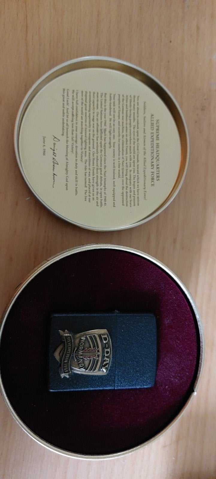 Originele Zippo aansteker D-Day 50 jaar., Ophalen of Verzenden, Zo goed als nieuw, Aansteker