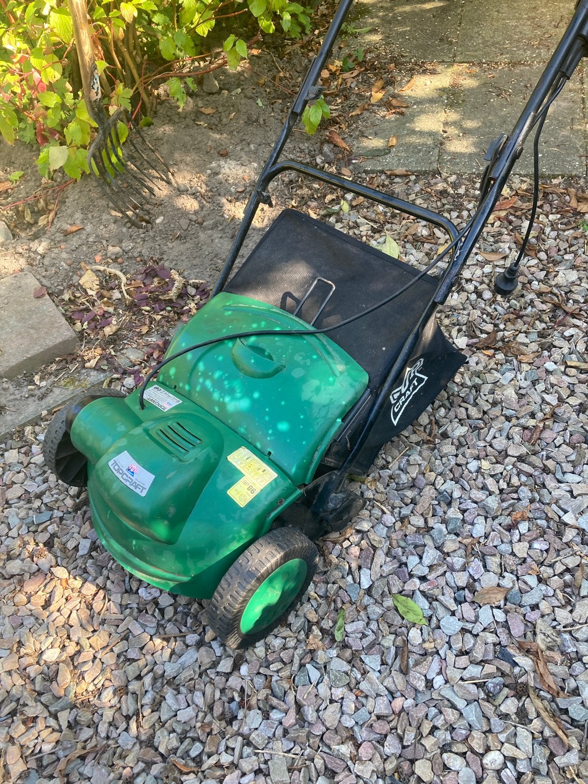 Verticuteer machine, Ophalen, Zo goed als nieuw